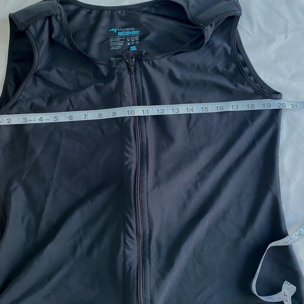 Marena RECOVERY Black‎ Sleeveless Full-Zip Adjustable Shoulders Vest SZ 2XL - Picture 7 of 8